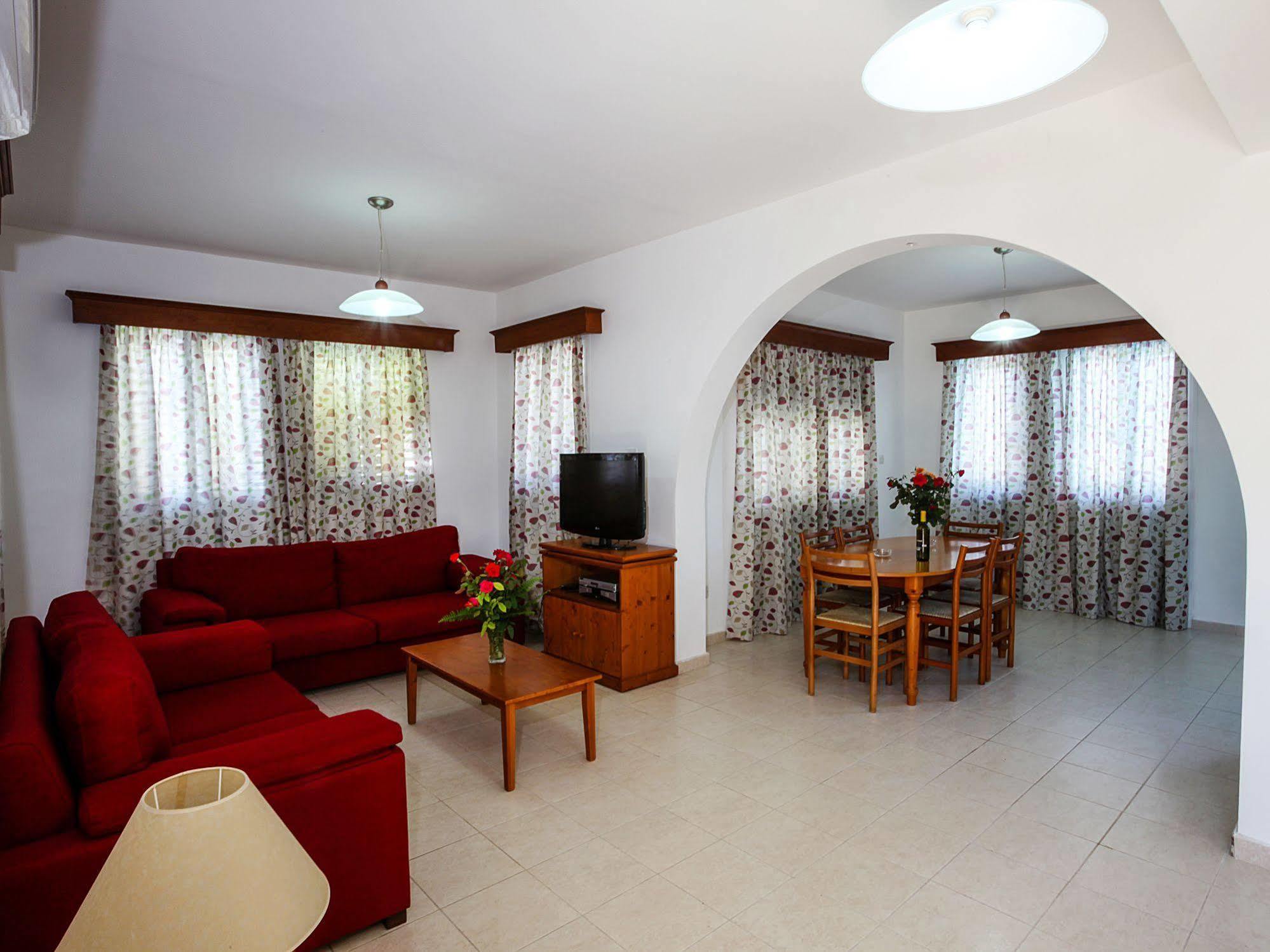 Kotsias Corallia Villas Coral Bay Exteriér fotografie